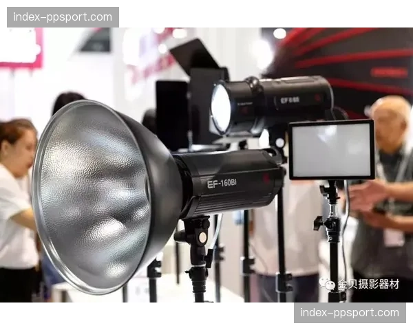 拉斯帕尔马斯主场完成照明系统改造,新LED灯光可满足超高速摄影机无频闪拍摄 拉斯帕尔马斯主场完成照明系统改造,新LED灯光可满足超高速摄影机无频闪拍摄